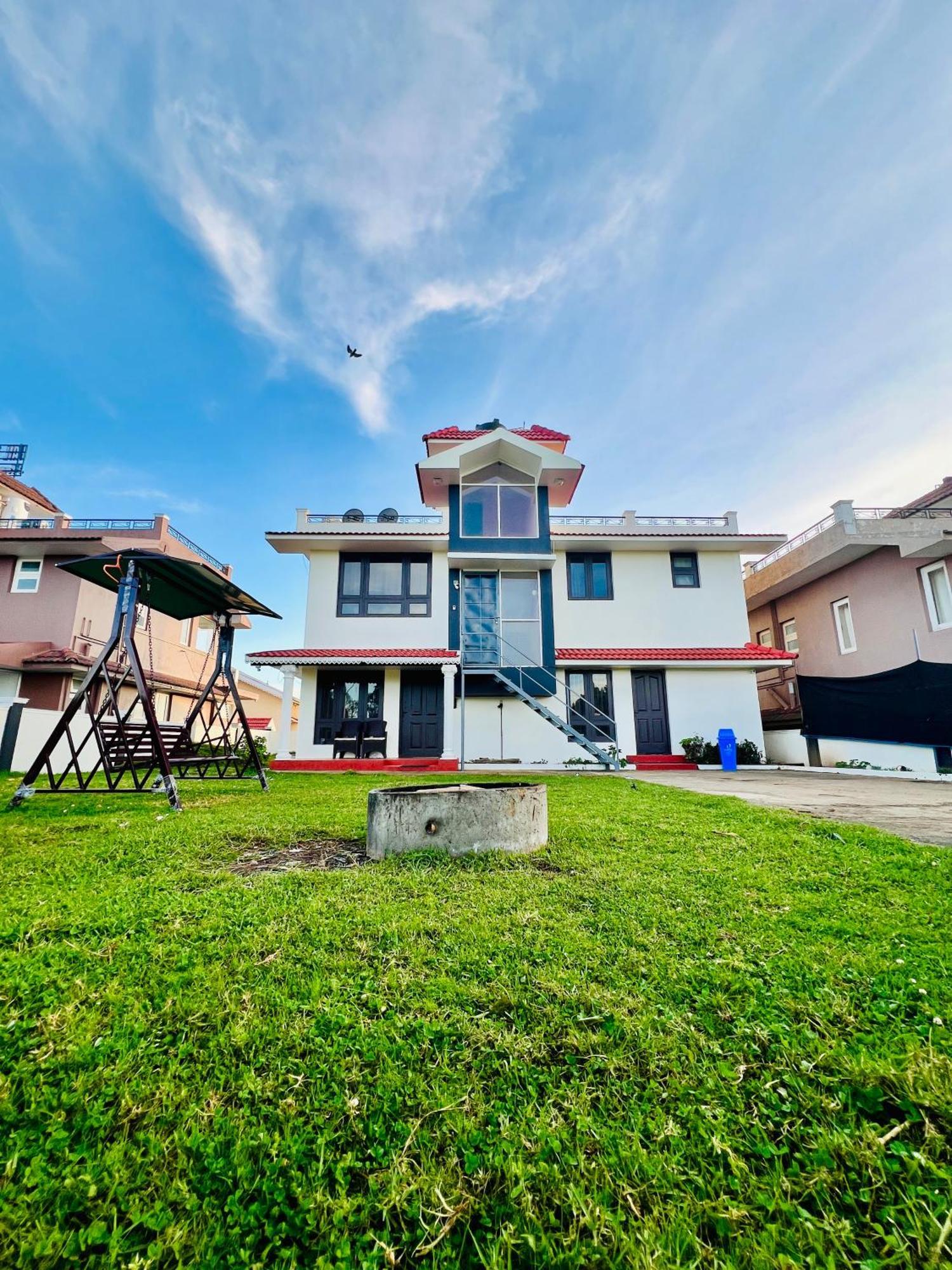Teyt Castle Villa Ooty Exterior photo